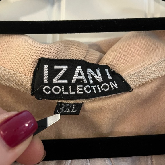 Izani Collection Tan Zip front Hoodie with Full Logo Back, size 3X - Picture 3 of 5